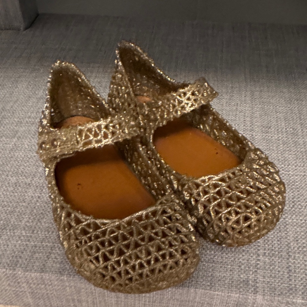 Mini Melissa Glittery Gold Dress Shoes